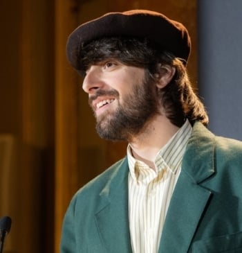 David Uclés recurre a Belén Esteban para arremeter contra Pérez-Reverte: "El doctor [...]