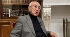 La APM premia a Víctor Márquez Reviriego, el gran cronista parlamentario de la Transición