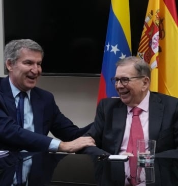 El PP acusa al Gobierno de querer "reciclar" al chavismo y "salvar [...]
