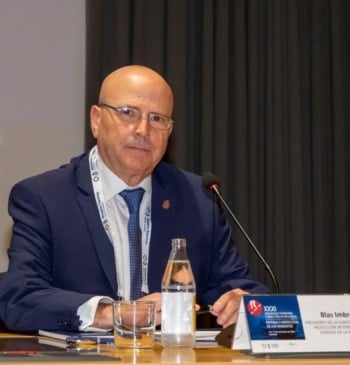 Blas Jesús Imbroda, expresidente del Colegio de Abogados Penal Internacional: "La Fiscalía [...]