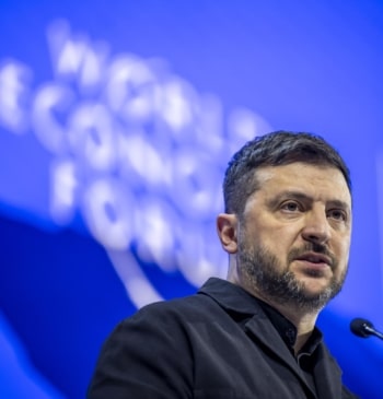 Zelenski reprocha a Europa en Davos su incapacidad de responder a los [...]