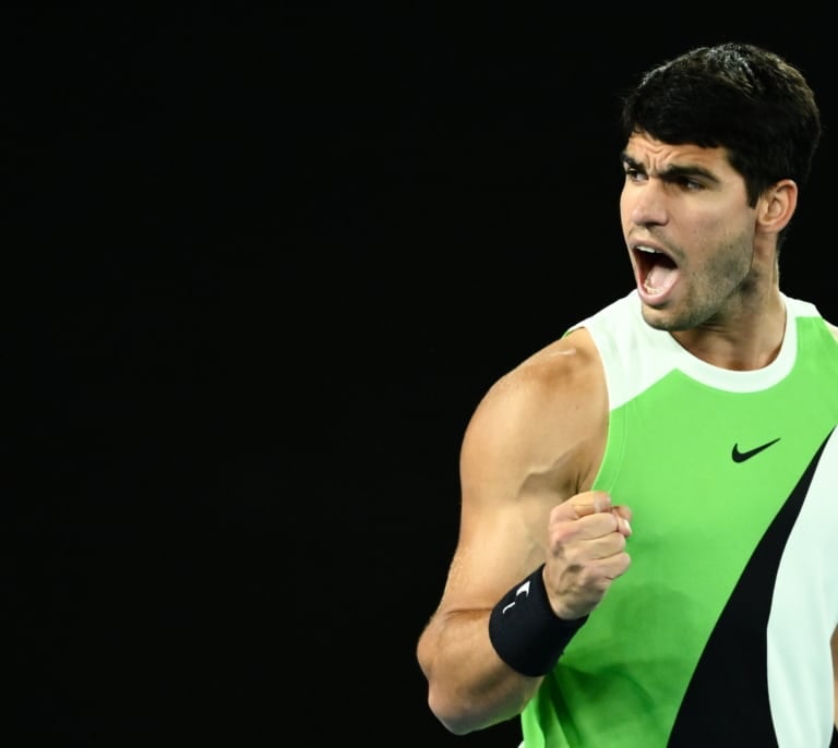Alcaraz, rey del tenis tras ganar a Djokovic el Open de Australia