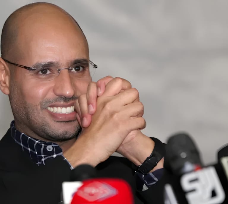 Asesinan al hijo y heredero político de Muamar Gadafi