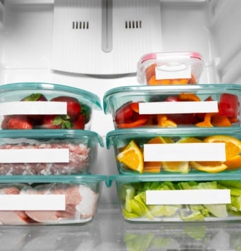 Así debes descongelar los alimentos para que sean seguros