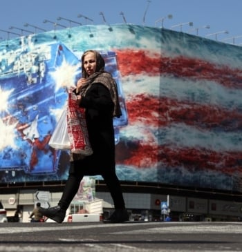 EEUU comienza a evacuar al personal de su embajada ante el escenario [...]