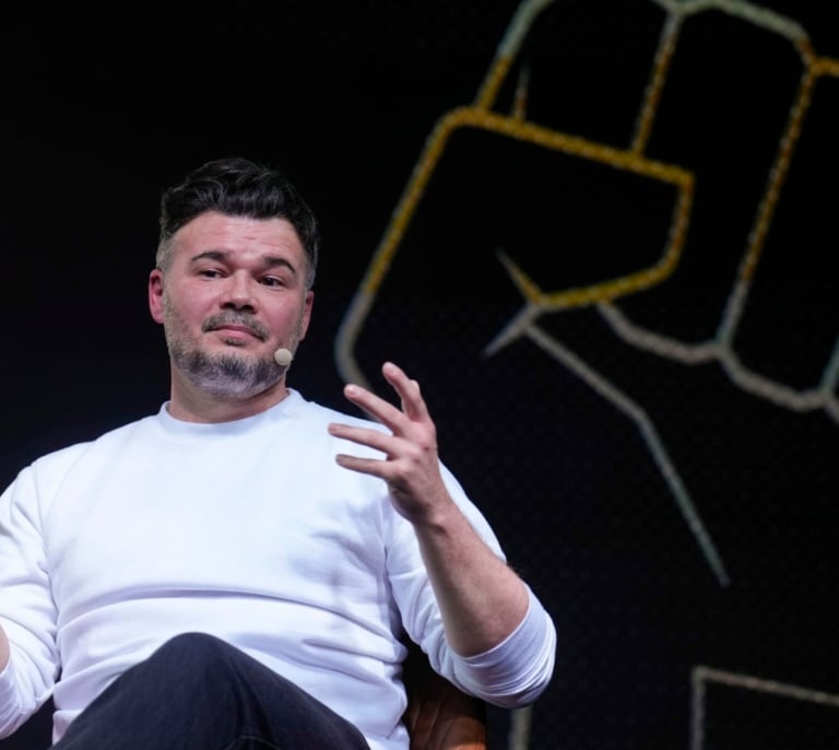 El PSOE aplaude la 'fórmula Rufián' porque "ayuda" a movilizar aunque ve "difícil" que cuaje