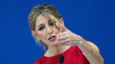 El debate sobre el liderazgo de Yolanda Díaz y las alianzas que propone Rufián empañan la renovación de Sumar