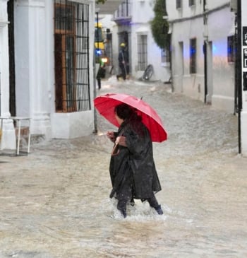 El riesgo de inundaciones se mantiene hasta el sábado, según la Aemet