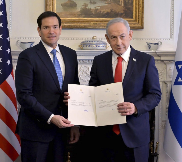Netanyahu se suma a la Junta de la Paz de Trump durante su visita a EEUU