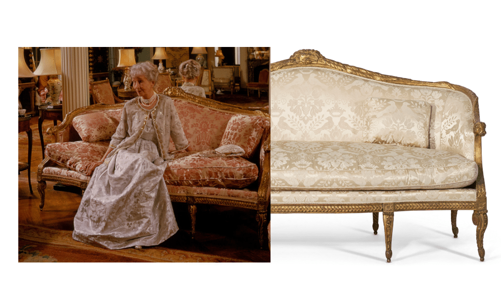 Consuelo Vanderbilt sentada en su casa de Southampton en el mismo sofá que luego perteneció a Aitken y ahora se subasta.