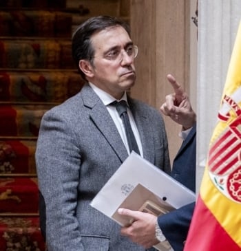 LA APM denuncia las vulneraciones de Albares al derecho de la información [...]