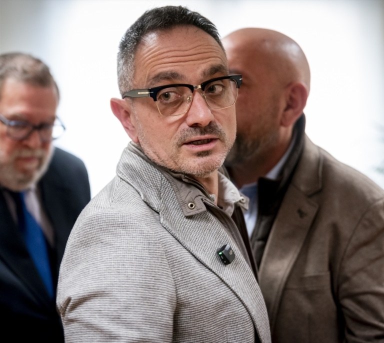 Dimite un concejal del PP en Móstoles (Madrid) cercano a la exedil que denunció al alcalde