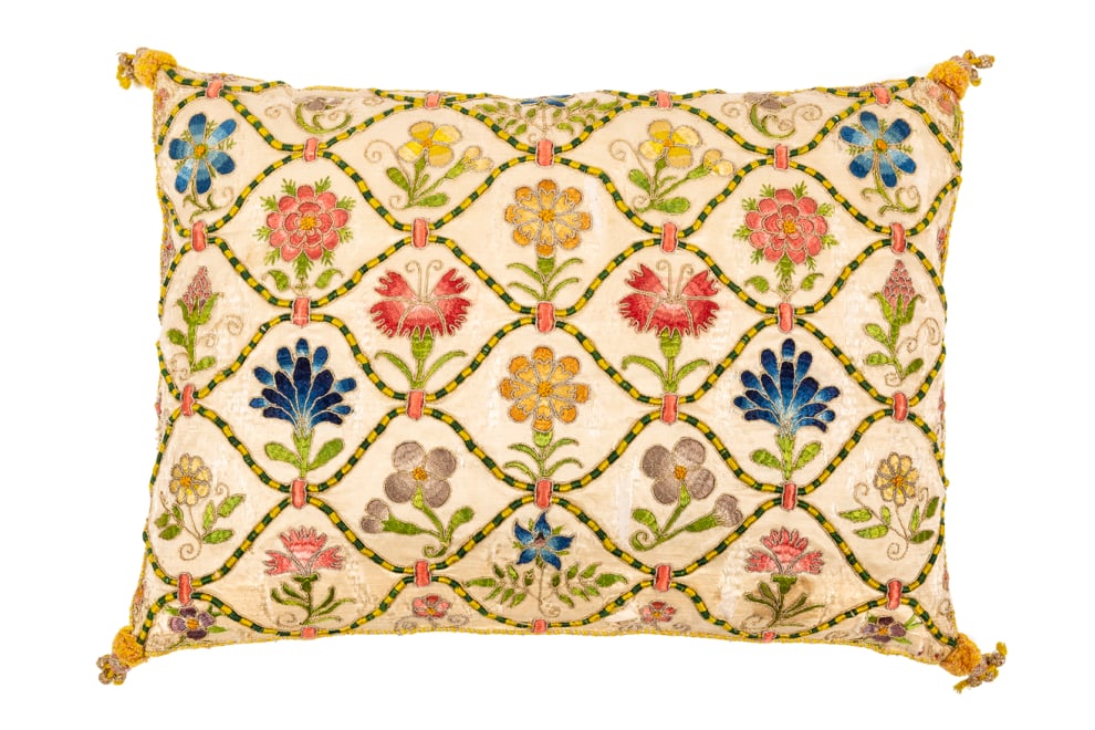 Almohadón 1560 - 1600. Exposición "Tejiendo la vida cortesana"