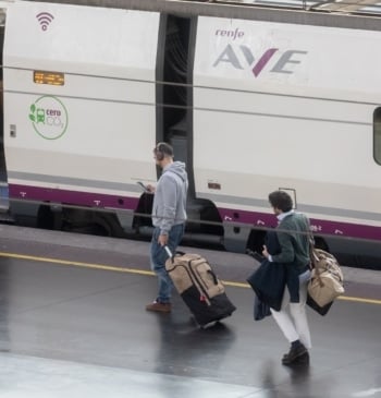 Muere un trabajador de una subcontrata de Adif en la estación de [...]