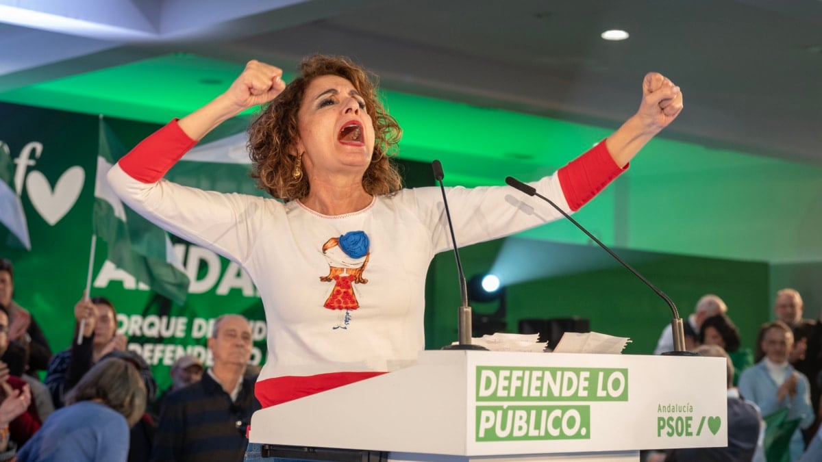 La secretaria general del PSOE de Andalucía y vicepresidenta primera del Gobierno, María Jesús Montero.