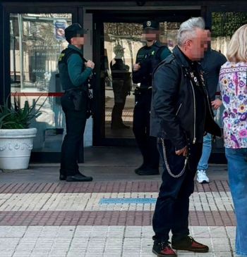 Una enfermera muere tras ser apuñalada por su expareja en el Centro [...]