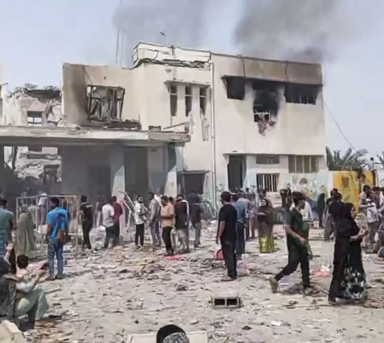 Un ataque israelí contra una escuela en el sur de Irán deja al menos 85 niñas muertas