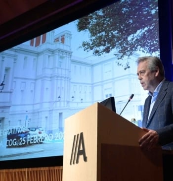 Oncología Integrativa, el enfoque holístico e integral contra el cáncer del Centro [...]