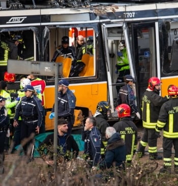 El descarrilamiento de un tranvía provoca dos muertos y decenas de heridos [...]