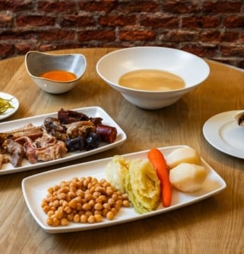 Madrid celebra el Día Internacional del Cocido en restaurantes emblemáticos
