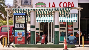 La leña y las mulas vuelven a Cuba