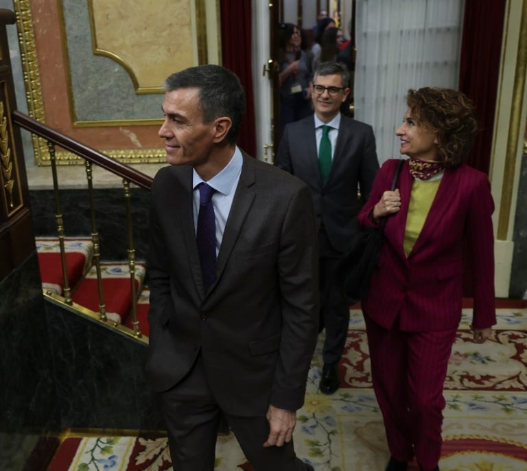 El Gobierno estudia la fórmula para intentar salvar a la tercera el escudo social y la moratoria antidesahucios