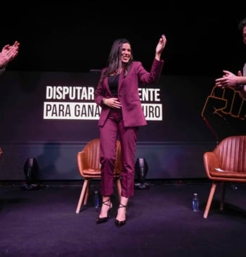 Gabriel Rufián y Emilio Delgado, los quinquis rompen la baraja de la [...]