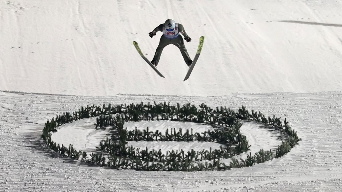 Imagen de archivo de un "salto de esquí"