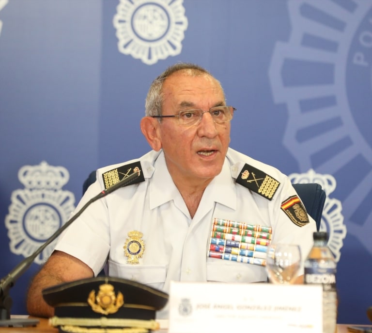 El ex DAO José Ángel González asegura que dimitió para no perjudicar el "buen nombre" de la Policía