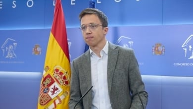 Errejón mantendrá su querella por calumnias contra Mouliaá, que le acusó de extorsionar a dos testigos