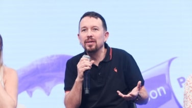 Iglesias declina la invitación de Pérez-Reverte para debatir sobre la Guerra Civil: "Conmigo que no cuente"