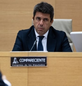 La juez, sobre Mazón: "Optó por recluirse en el reservado de un [...]