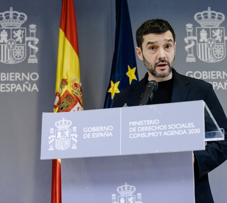 El Gobierno impulsará una prestación mensual de 200 euros por hijo para reducir la pobreza infantil