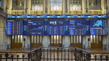 El Ibex 35 cierra con un alza del 1,35% y un nuevo máximo histórico cerca de los 18.200 puntos