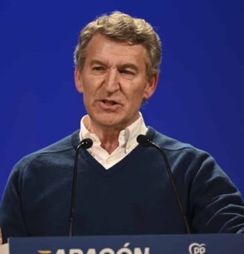 Feijóo sale en defensa de Lambán: "Ni Sánchez ni López le llegan [...]