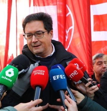 Óscar López no rectifica e insiste en su crítica a Lambán "desde [...]