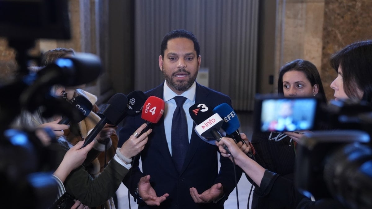 Vox traslada su "no rotundo" a investir a Guardiola si no puede aplicar sus políticas en Extremadura