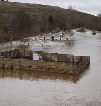 La crecida del Duero obliga a desalojos en San Esteban de Gormaz [...]