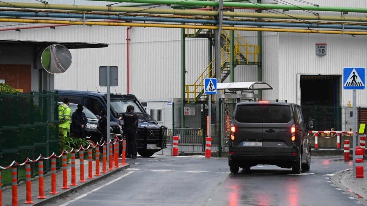 La Fiscalía pide anular el registro de Sidenor y limitar la investigación al contrabando