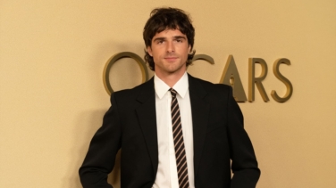 Jacob Elordi le hace la campaña para el Oscar a Oliver Laxe