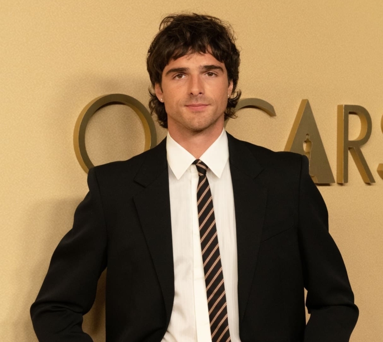 Jacob Elordi le hace la campaña para el Oscar a Oliver Laxe