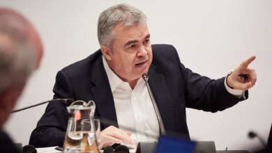 Santos Cerdán, en el Parlamento de Navarra: "Me reservo la opinión sobre Pedro Sánchez"