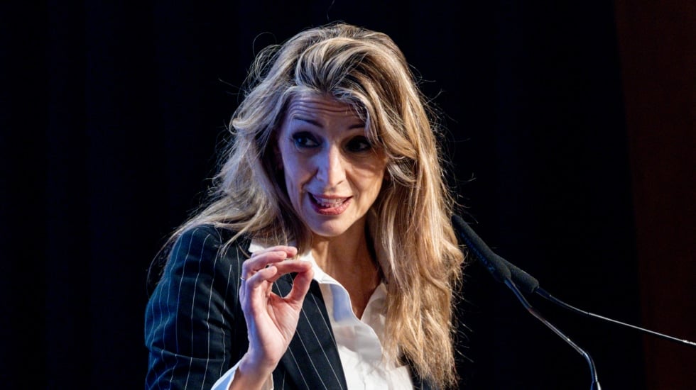 Yolanda Díaz contra Julio Iglesias (o la izquierda ultrajada) 