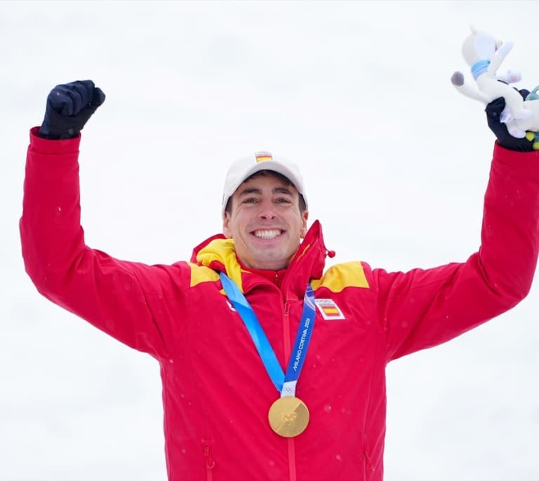 Oriol Cardona devuelve a España al oro olímpico de invierno 54 años después