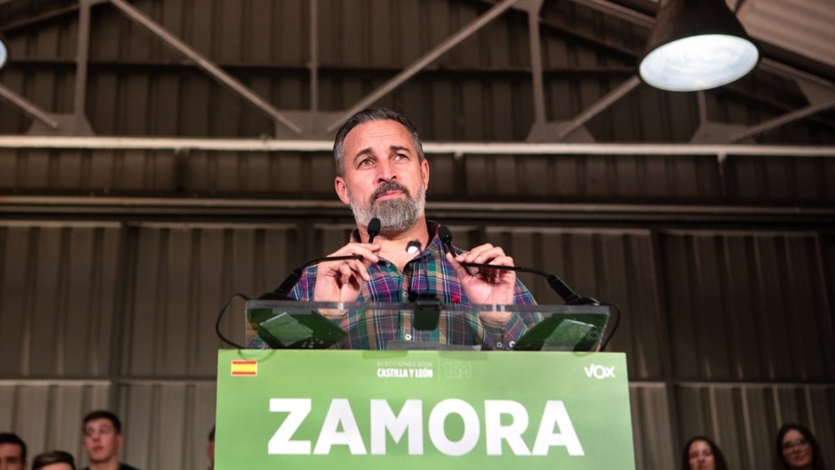 Abascal convencido de que Vox va a romper su techo en Castilla y León y Andalucía