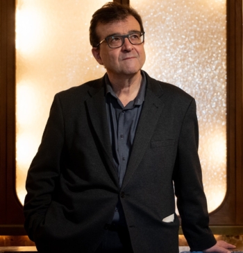 Javier Cercas: la historia de un periódico con demasiadas omisiones