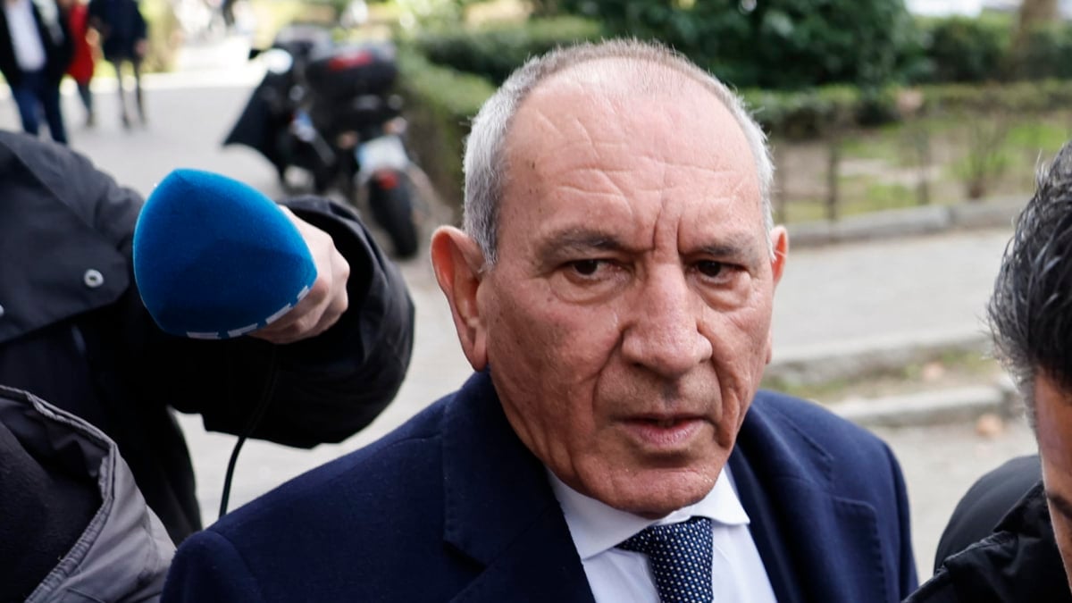 El exDAO usó una casa, un coche y un teléfono puesto por Interior para acosar a su víctima