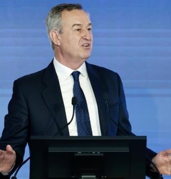 González-Bueno, sobre su futuro tras el Sabadell: "Trabajaré menos y no será [...]