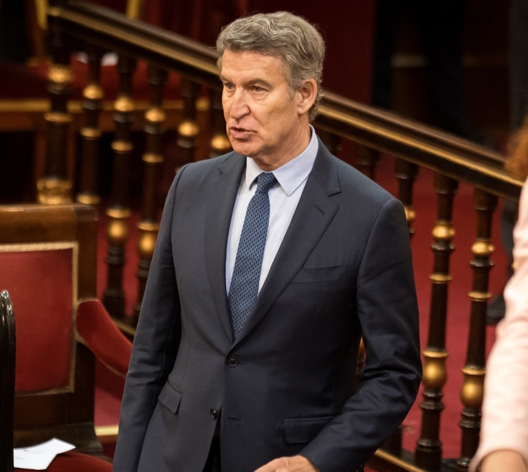 Feijóo pide, tras comunicárselo a Zarzuela, que Juan Carlos I regrese a España