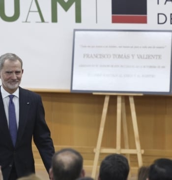Felipe VI reivindica la memoria de las víctimas de ETA en el [...]